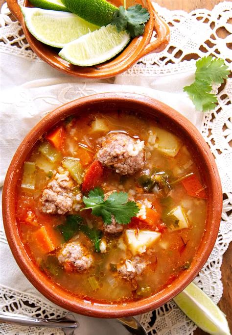 albndigas-con-caldo-albondigas-soup-recipe-muy image