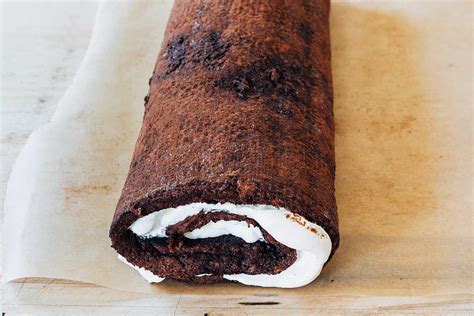 chocolate-peppermint-swiss-roll image