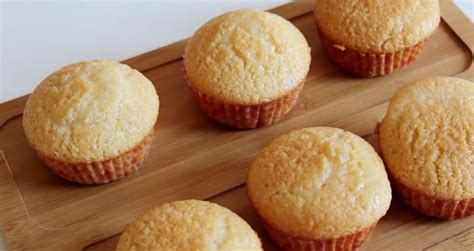 old-fashioned-honey-muffins-recipe-manuka-honey image