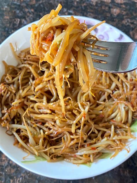 sauteed-bean-sprouts-recipe-melanie-cooks image