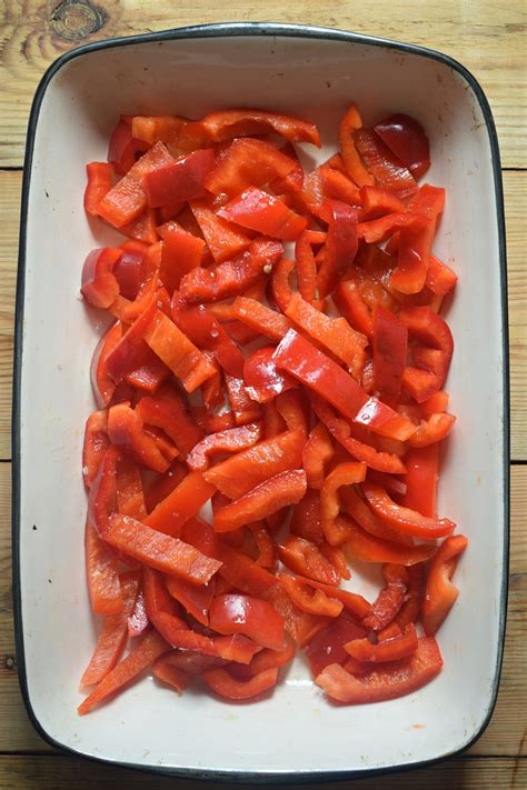 roasted-red-pepper-feta-salad-julias-cuisine image