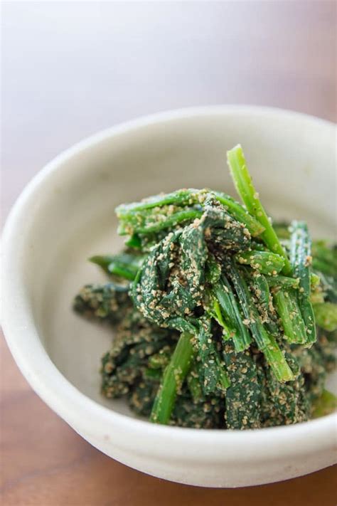 spinach-goma-ae-recipe-hourensou-no-goma-ae image