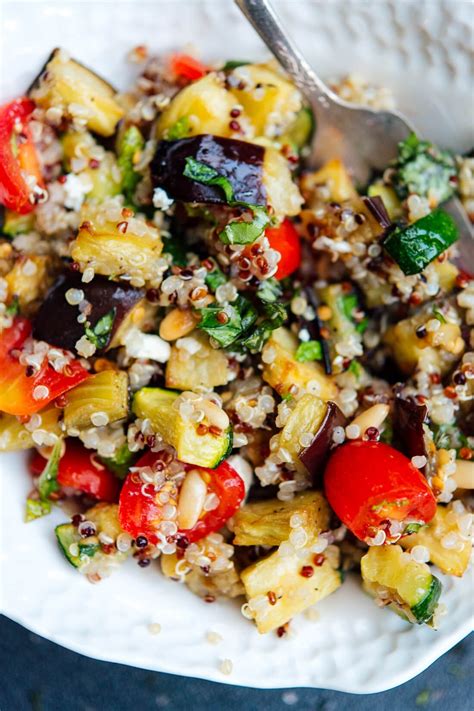 mediterranean-quinoa-salad-with-roasted-vegetables image