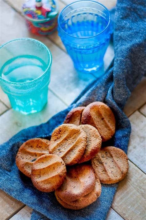 sugar-free-ginger-biscuits-recipe-my-sugar-free-kitchen image