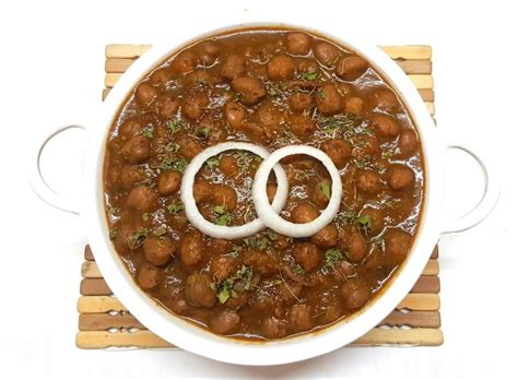 chana-masala-recipe-restaurant-style-indian image