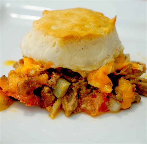 cheeseburger-casserole-with-pillsbury-biscuits-this-is image