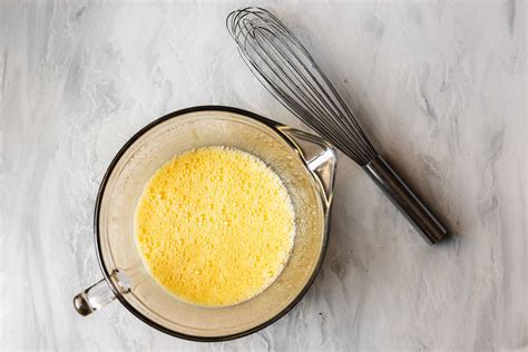 how-to-make-fluffy-scrambled-eggs-the-spruce-eats image