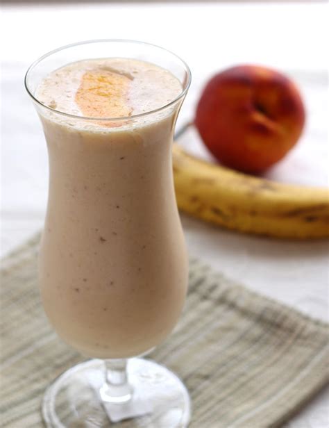 peach-banana-smoothie-recipe-without-yogurt image