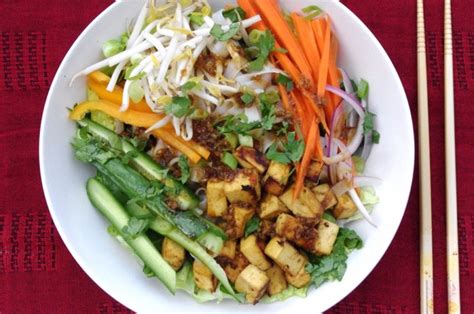 healthy-thai-salad-with-lemongrass-dressing image