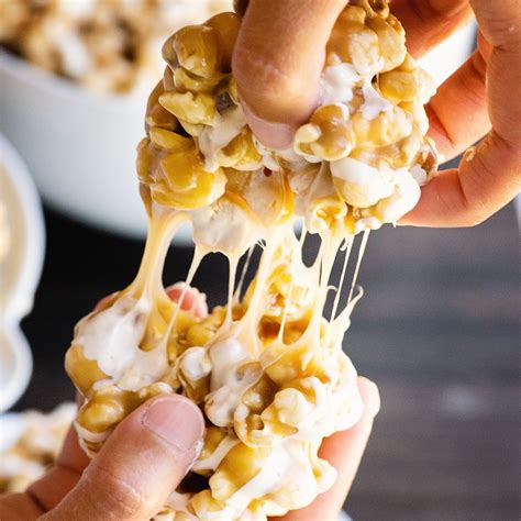 butterbeer-popcorn-recipe-and-video-3-ways image