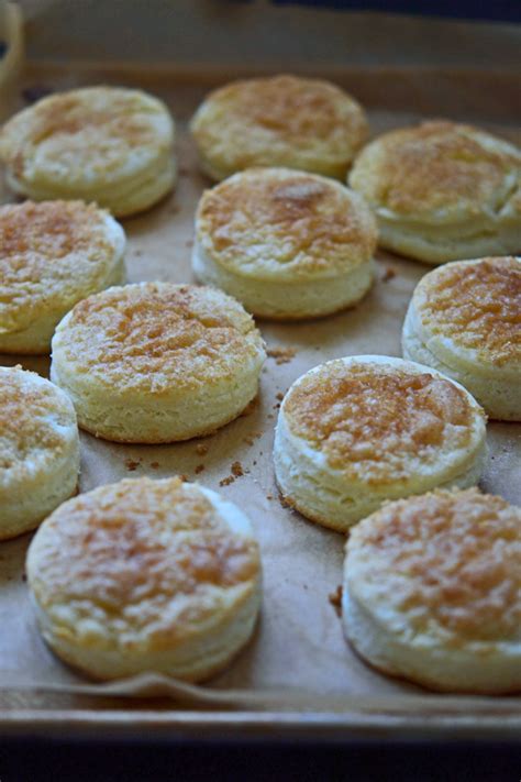 gluten-free-biscuits-cinnamon-bun-style image