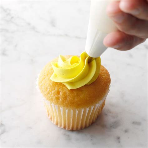 the-best-birthday-cupcake-recipe-explained-step-by image