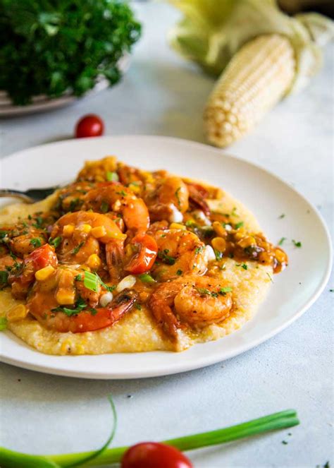 new-orleans-shrimp-and-grits-video-kevin-is-cooking image