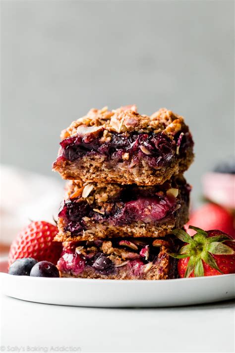 healthy-berry-streusel-bars image