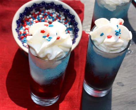 red-white-and-blue-layered-shot-cocktail-the-foodie image