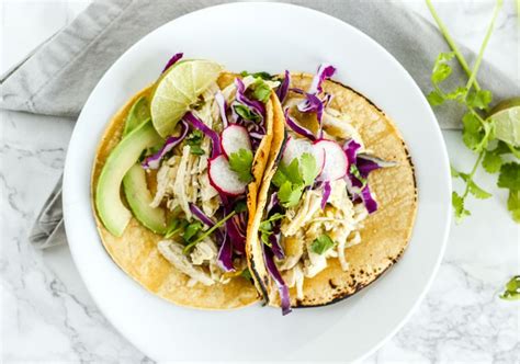 easy-green-chile-chicken-taco-recipe-verywell-fit image