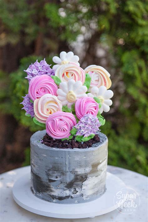 meringue-pop-flower-pot-cake-tutorial-sugar-geek-show image