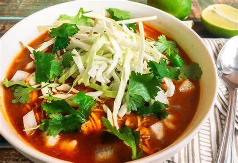 chicken-posole-soup-mealthycom image