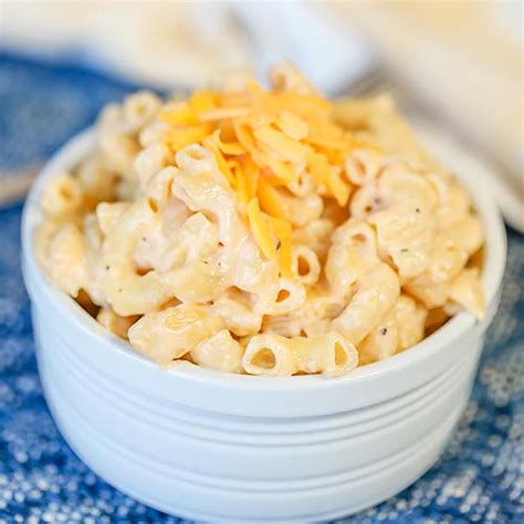 crock-pot-macaroni-and-cheese-recipe-video image