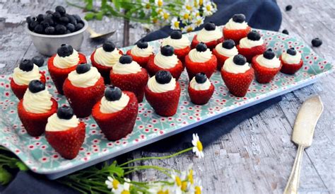 4th-of-july-stuffed-strawberries-kitchy-cooking image