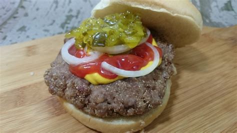 mississippi-slug-burger-average-guy-gourmet image