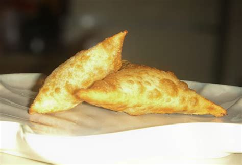 sambusa-pastry-my-somali-food image