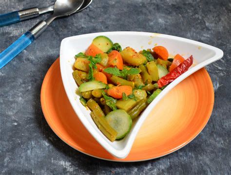 marrakesh-vegetable-curry-recipe-by-archanas-kitchen image