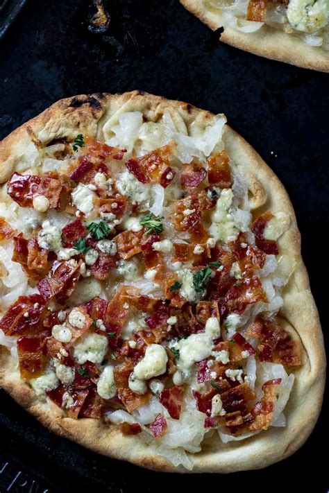 easy-caramelized-onion-flatbread-pizza-went-here-8-this image