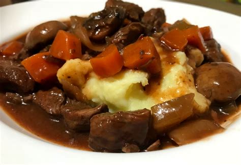 slow-cooked-beef-mushroom-red-wine-stew-real image