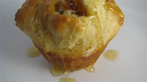 goat-cheese-and-honey-stuffed-fig-muffins-how image