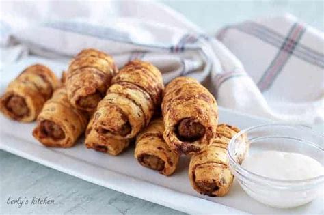 cinnamon-roll-sausage-pigs-in-a-blanket-recipe-berlys image