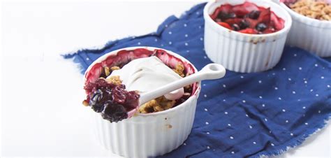 very-berry-oatmeal-crisp-recipe-for-kids-with-real-fruit image