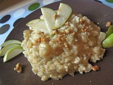 gorgonzola-pear-and-walnut-risotto-wines-of-greece image
