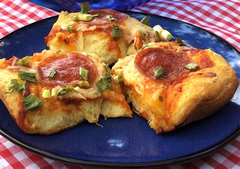 easy-biscuit-pizza-recipe-apron-free-cooking image