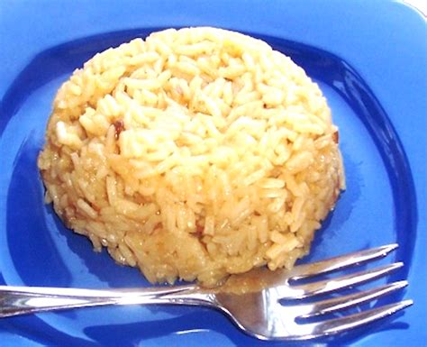 rice-with-caramelized-onions-arroz-con-cebolla-al image
