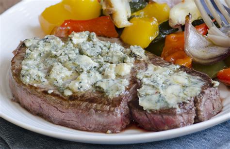 peppercorn-steak-with-herbed-blue-cheese-sparkrecipes image