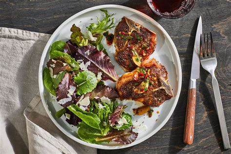 lamb-chops-sizzled-with-garlic image