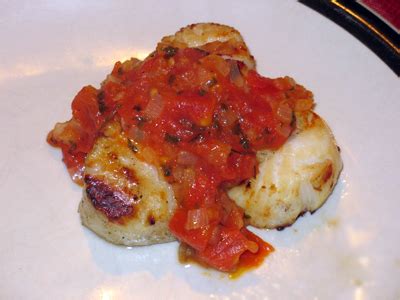 grilled-scallops-with-bruschetta-crunchymetromom image