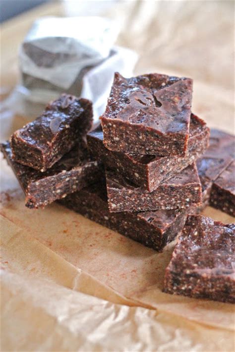 no-bake-double-chocolate-and-prune-energy-bars-eat image