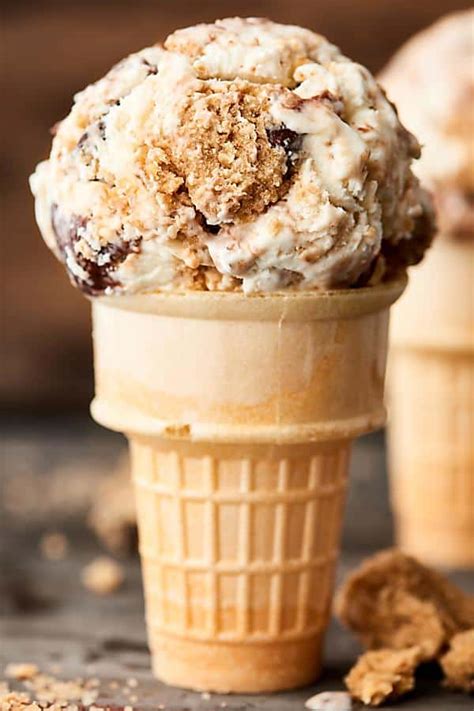 no-churn-chocolate-chip-cookie-dough-ice-cream image