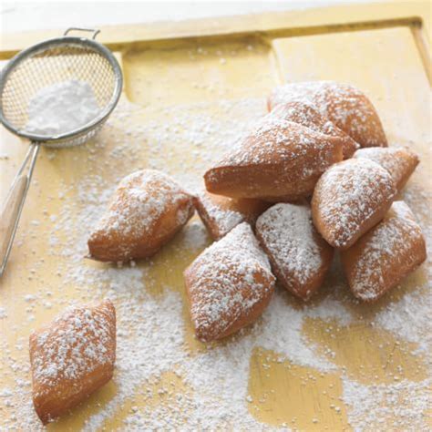 new-orleans-style-beignets-williams-sonoma image
