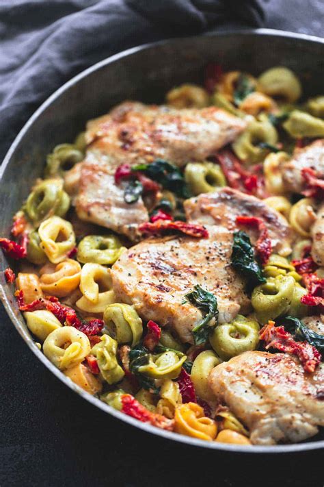 one-pan-tuscan-garlic-chicken-tortellini-creme-de-la image