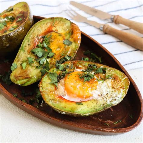 easy-baked-avocado-egg-boats-egg-stuffed-avocado image