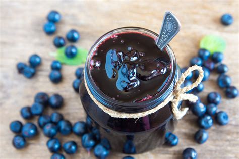 2-minute-microwave-blueberry-sauce-lose-weight-by image