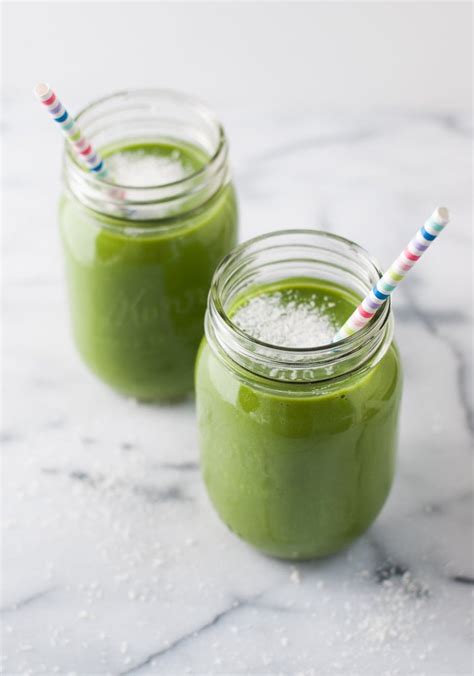 spinach-apple-detox-smoothie-life-is-but-a-dish image