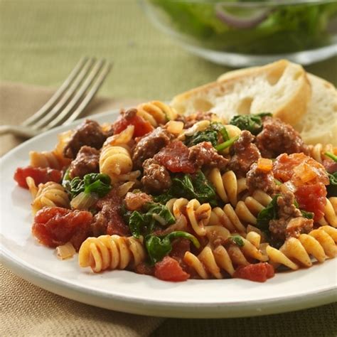beefy-tomato-and-spinach-rotini-ready-set-eat image