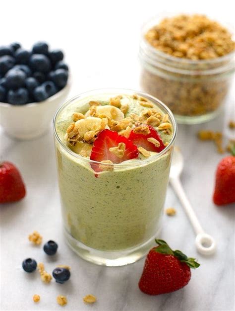 strawberry-banana-spinach-smoothie-in-a-bag-fit image