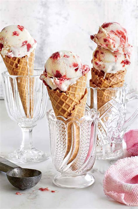 20-homemade-ice-cream-recipes-made-for-hot-summer image