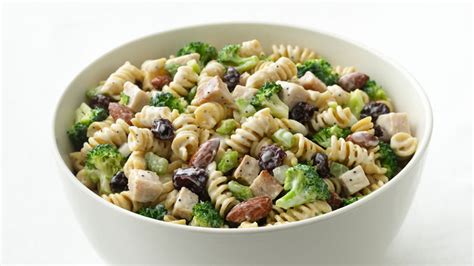 turkey-pasta-salad-recipe-tablespooncom image