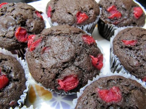 black-forest-muffins-recipe-sinamontales image